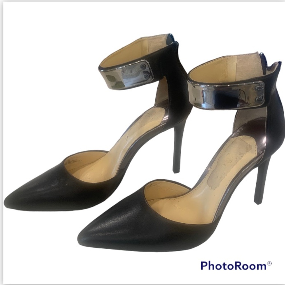 Gianni Bini Women Vanessah black Leather ankle wrap  shoes size 7 New in box